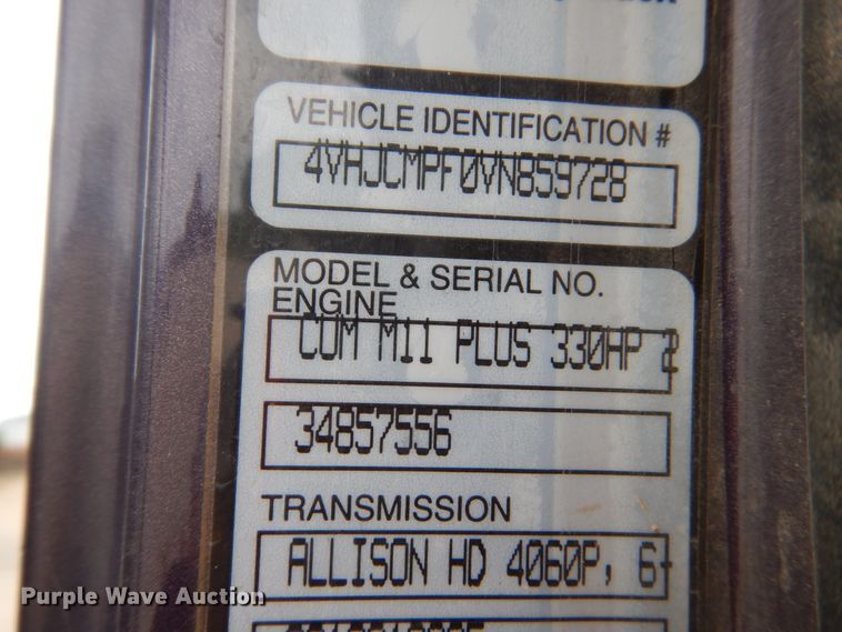 image for item FT9122 1997 Volvo WG  dump truck