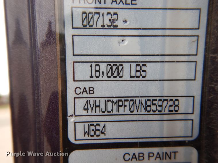 image for item FT9122 1997 Volvo WG  dump truck