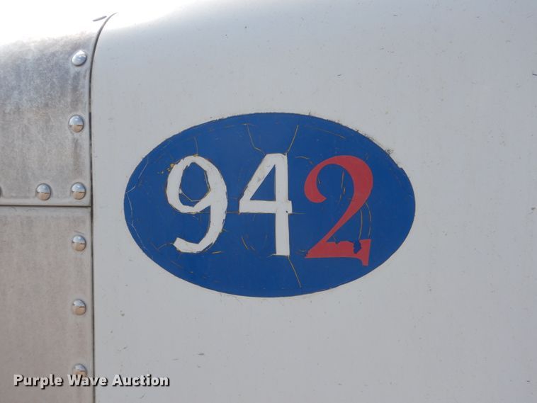 image for item FT9223 1994 Peterbilt 378  fuel truck