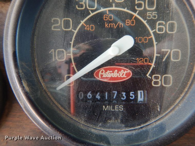 image for item FT9223 1994 Peterbilt 378  fuel truck