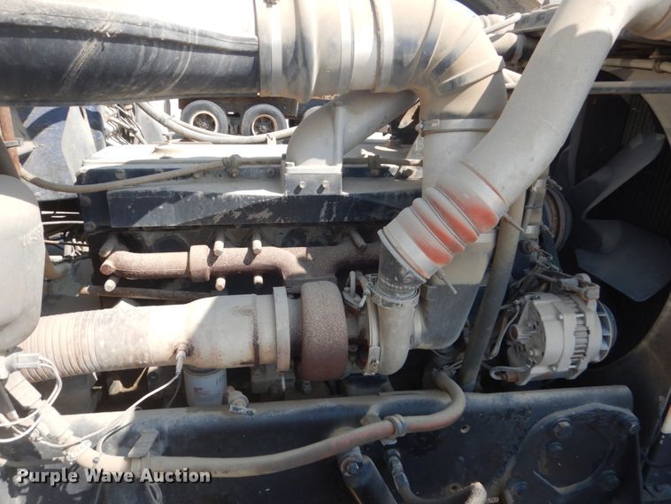 image for item FT9223 1994 Peterbilt 378  fuel truck