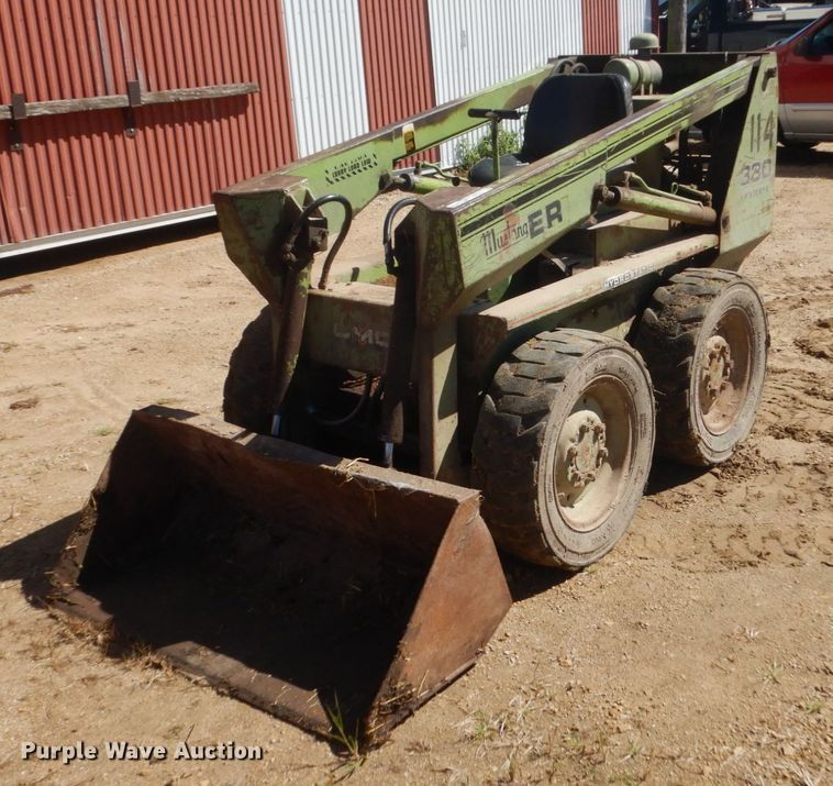 Mustang 330 skid steer loader in Waumandee, WI Item FT9234 sold