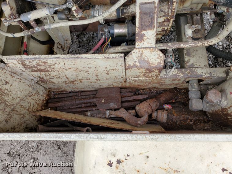 image for item FY9241 Ingersoll Rand P-100B  air compressor