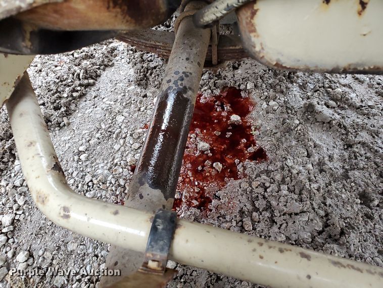 image for item FY9241 Ingersoll Rand P-100B  air compressor