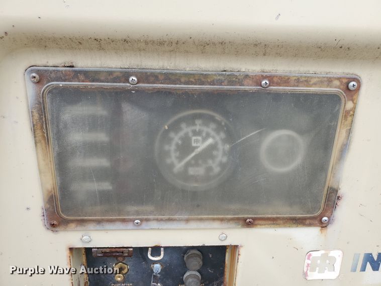 image for item FY9241 Ingersoll Rand P-100B  air compressor