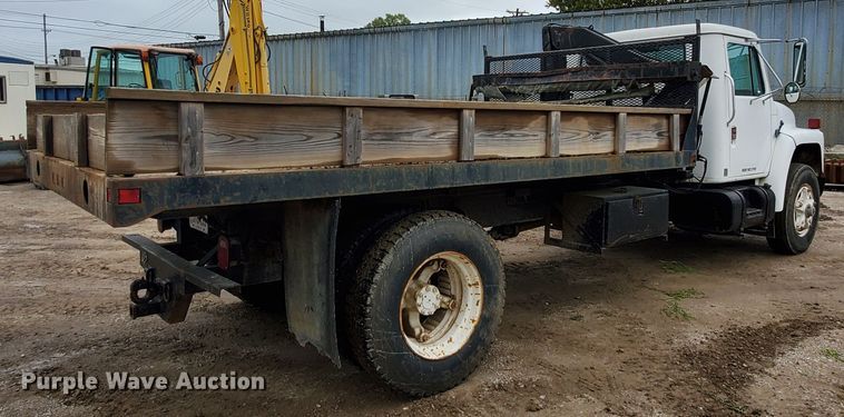 image for item FY9243 1987 International 1954  flatbed truck