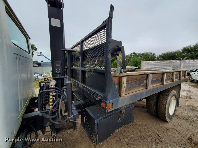 image for item FY9243 1987 International 1954  flatbed truck