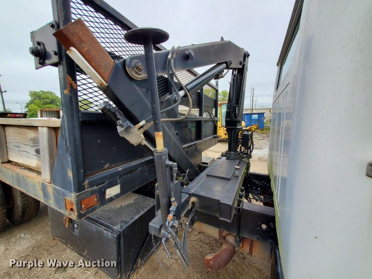 image for item FY9243 1987 International 1954  flatbed truck