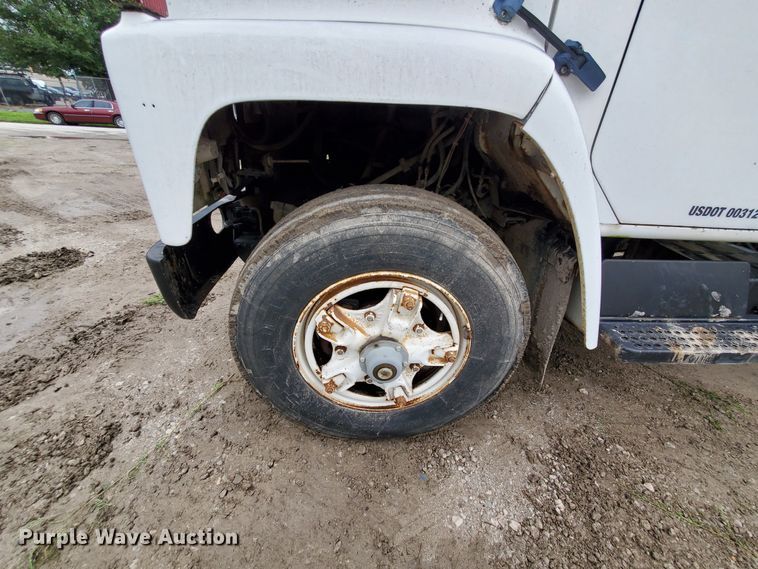 image for item FY9243 1987 International 1954  flatbed truck