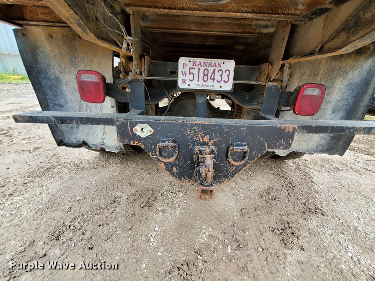 image for item FY9243 1987 International 1954  flatbed truck