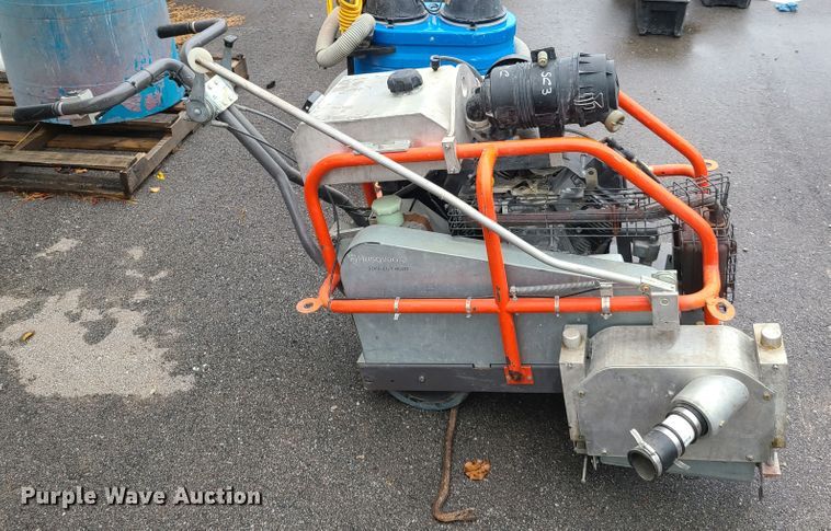 image for item GO9320 Husqvarna Soff Cut 4000 concrete saw