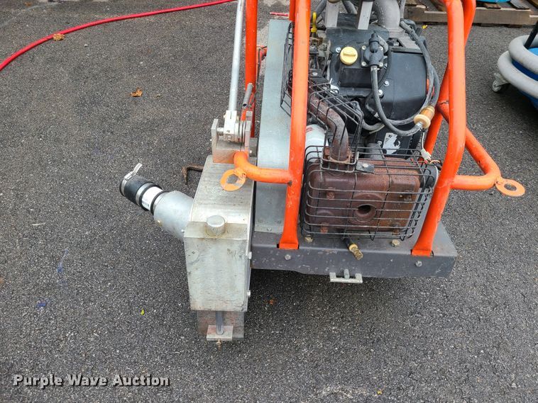 image for item GO9320 Husqvarna Soff Cut 4000 concrete saw