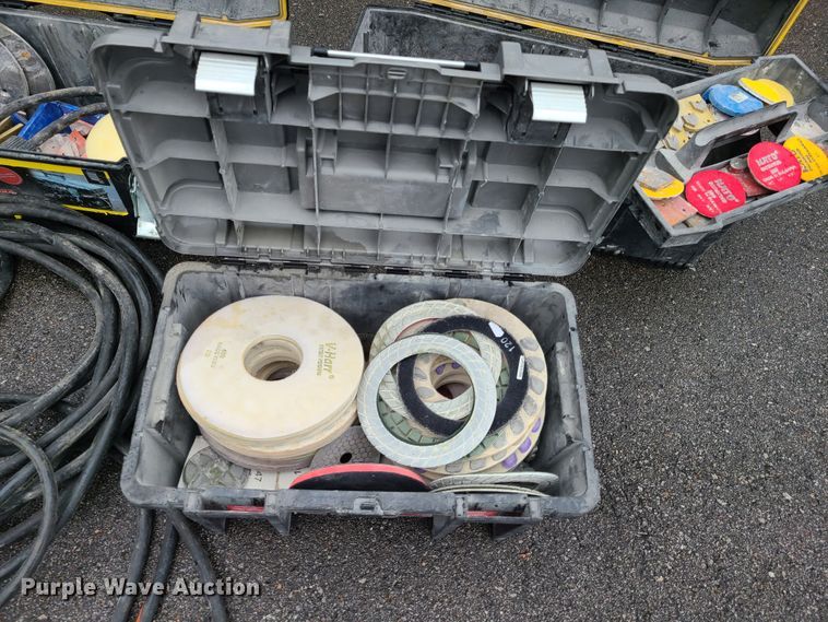 image for item GO9322 Lavinu 25ii concrete grinder