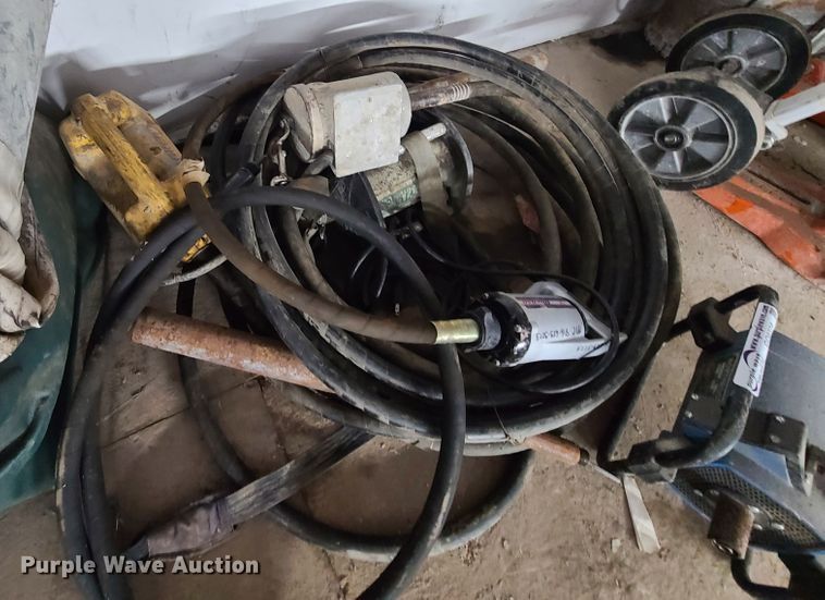 image for item GO9324 (4) concrete vibrators