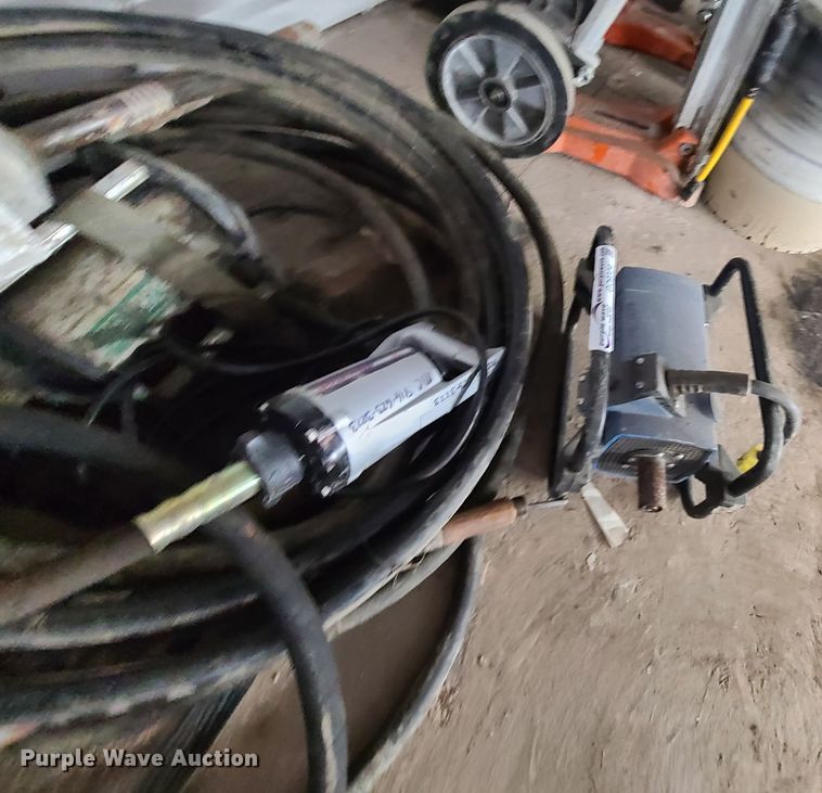 image for item GO9324 (4) concrete vibrators