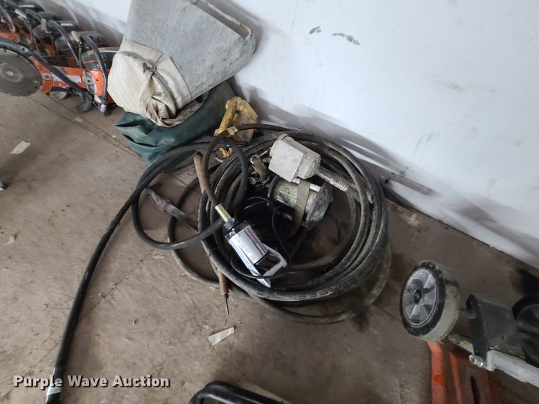 image for item GO9324 (4) concrete vibrators