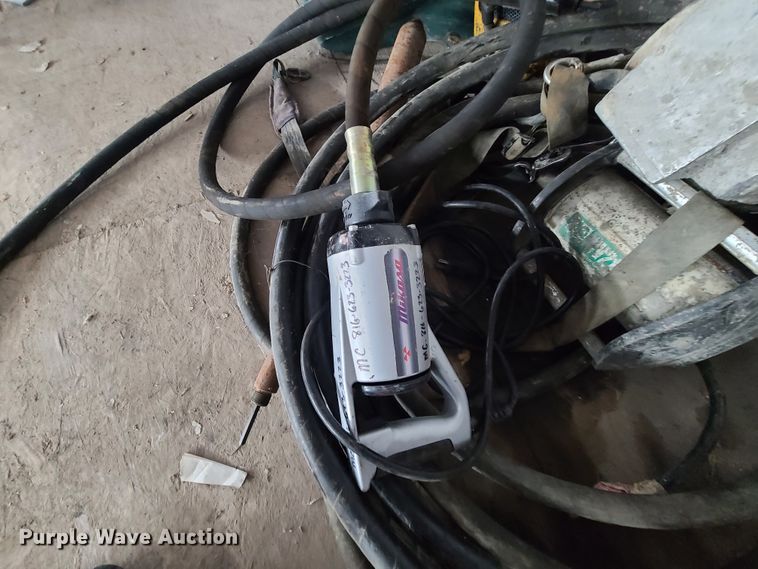 image for item GO9324 (4) concrete vibrators