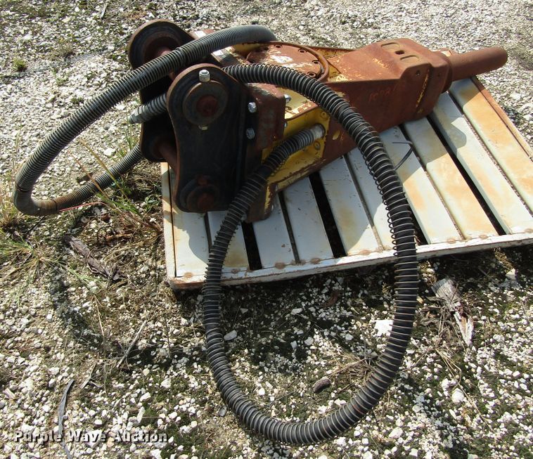 image for item GQ9131 2008 Atlas Copco breaker