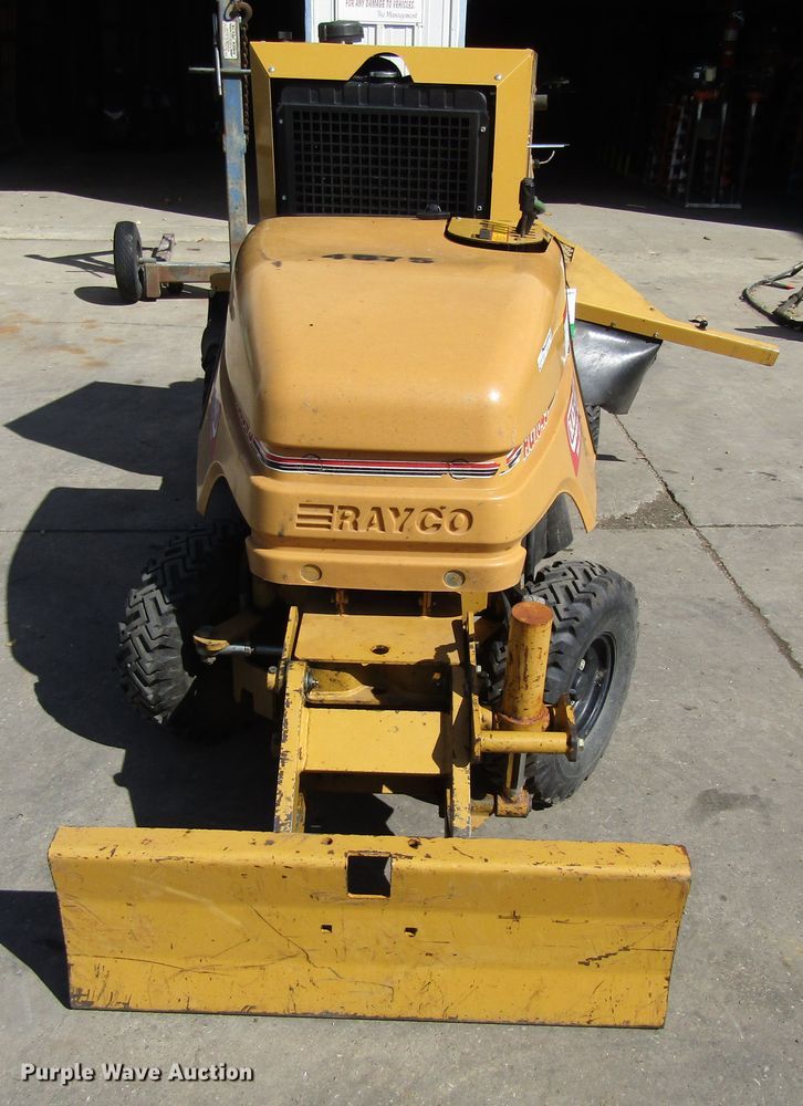 image for item GQ9174 2011 Rayco RG1645 stump grinder