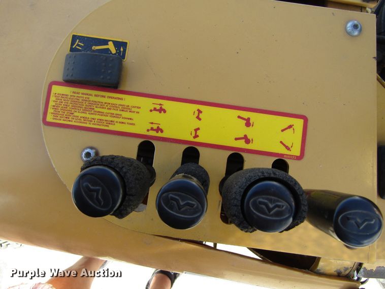 image for item GQ9174 2011 Rayco RG1645 stump grinder