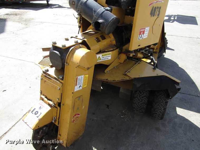 image for item GQ9174 2011 Rayco RG1645 stump grinder