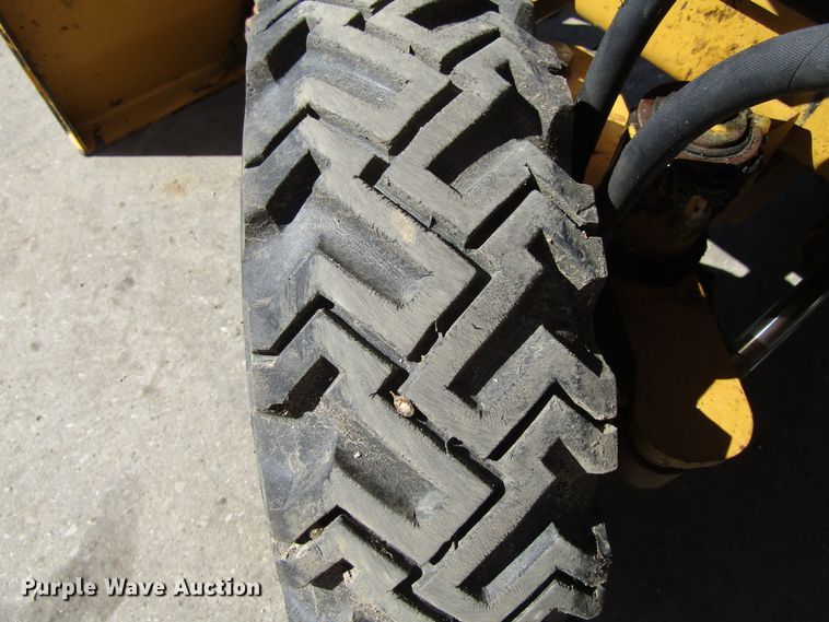 image for item GQ9174 2011 Rayco RG1645 stump grinder