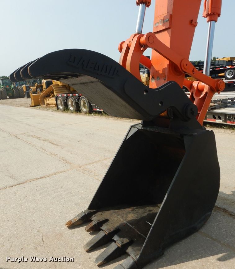 image for item GR9823 2000 Hitachi EX225USRCL  excavator