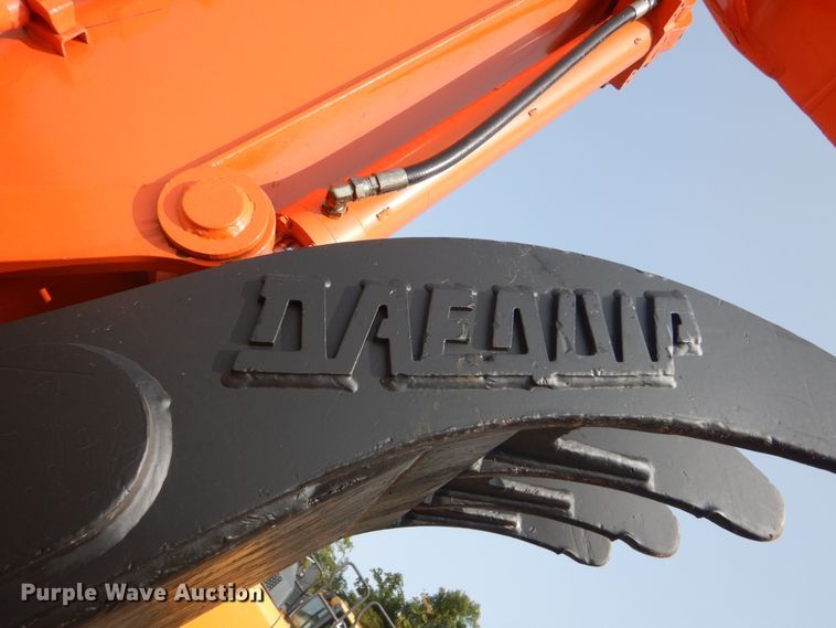 image for item GR9823 2000 Hitachi EX225USRCL  excavator