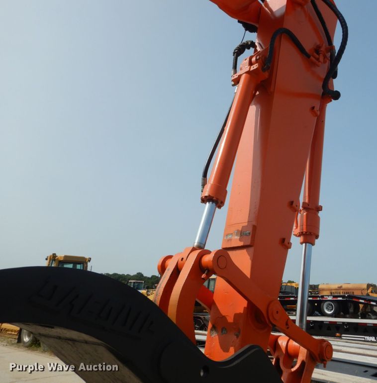 image for item GR9823 2000 Hitachi EX225USRCL  excavator