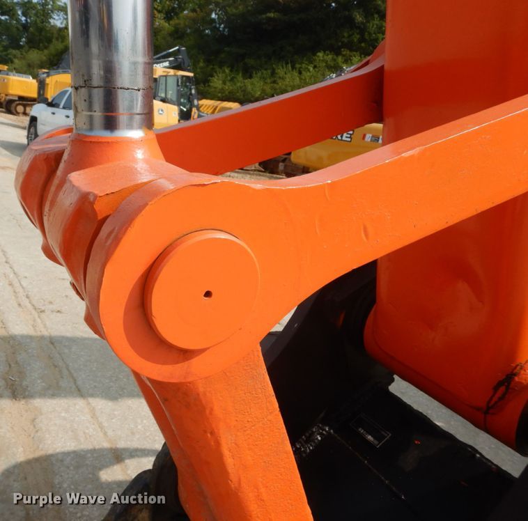 image for item GR9823 2000 Hitachi EX225USRCL  excavator