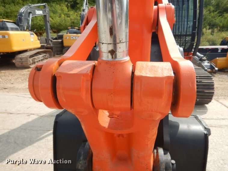 image for item GR9823 2000 Hitachi EX225USRCL  excavator