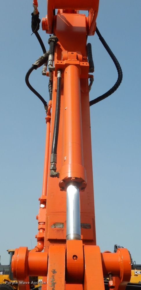 image for item GR9823 2000 Hitachi EX225USRCL  excavator