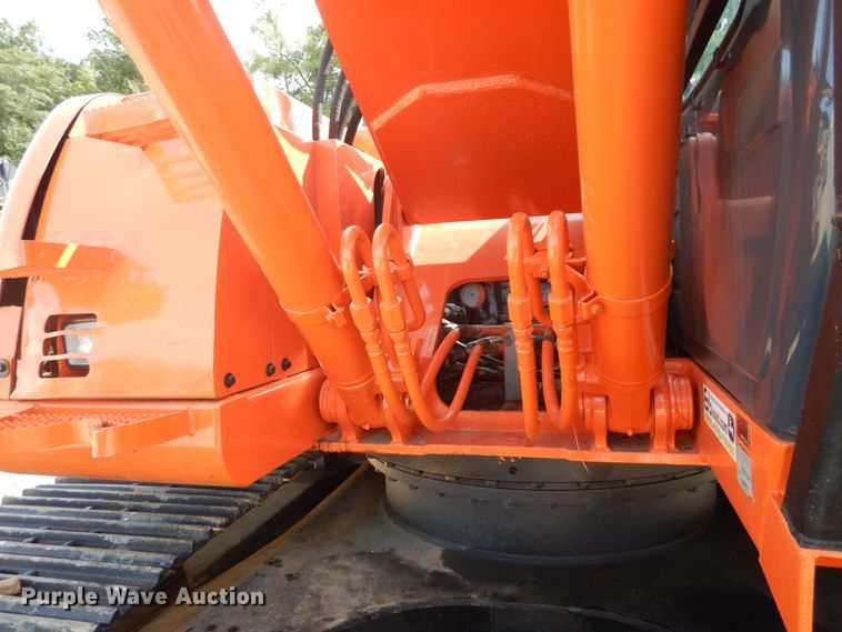 image for item GR9823 2000 Hitachi EX225USRCL  excavator