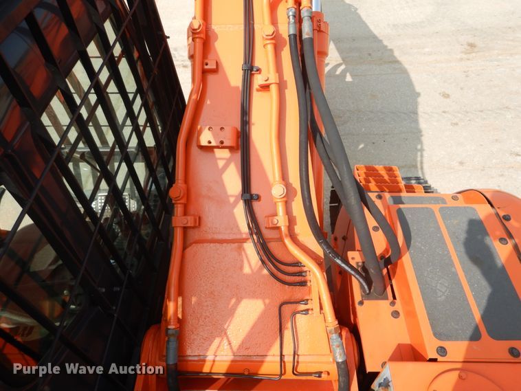 image for item GR9823 2000 Hitachi EX225USRCL  excavator
