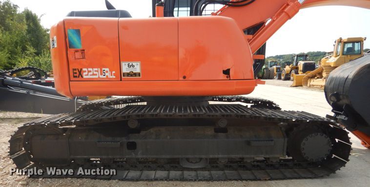image for item GR9823 2000 Hitachi EX225USRCL  excavator
