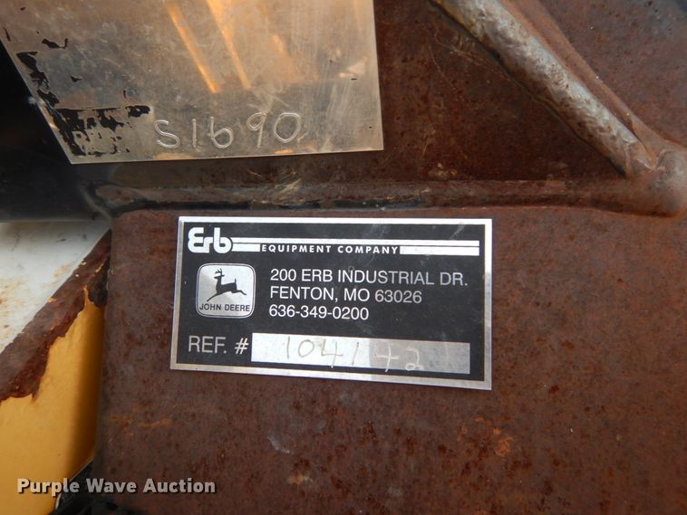 image for item GR9824 2009 John Deere 325  skid steer loader