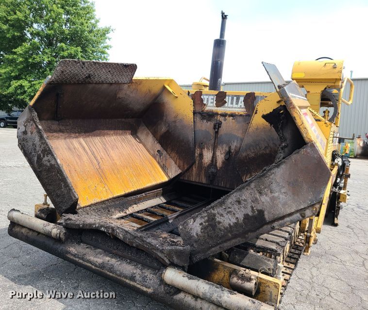 image for item GY9599 Caterpillar AP-650B  paver