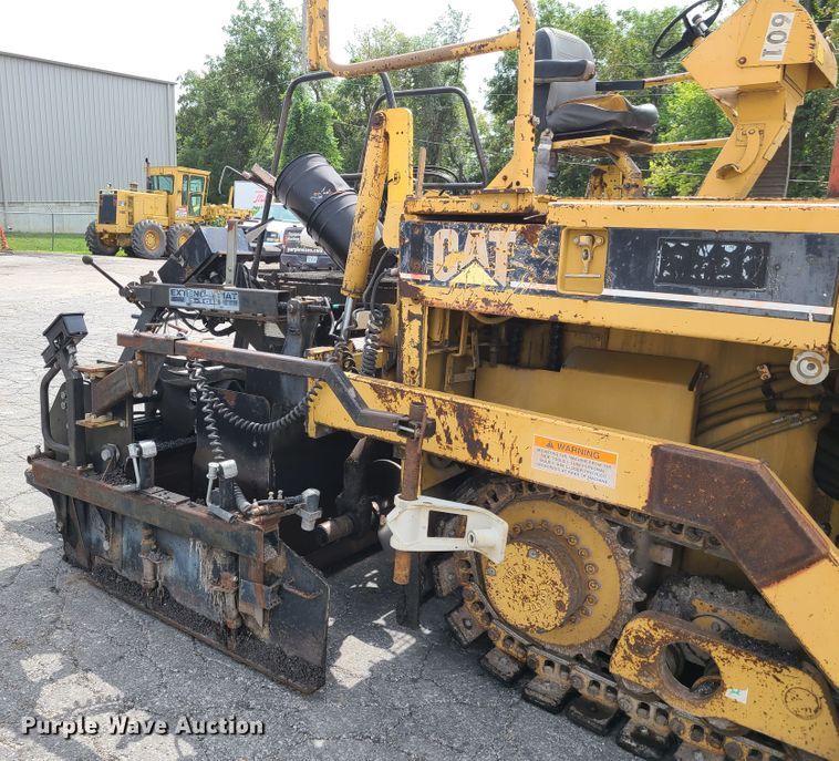 image for item GY9599 Caterpillar AP-650B  paver