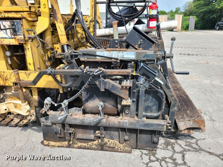 image for item GY9599 Caterpillar AP-650B  paver