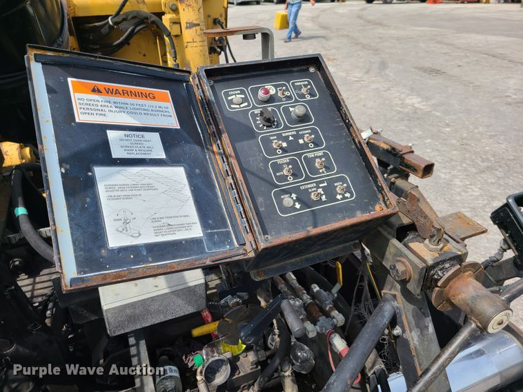 image for item GY9599 Caterpillar AP-650B  paver
