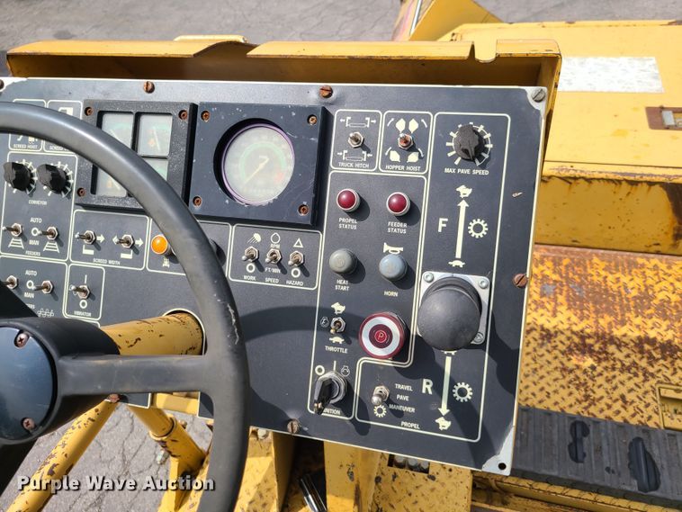 image for item GY9599 Caterpillar AP-650B  paver