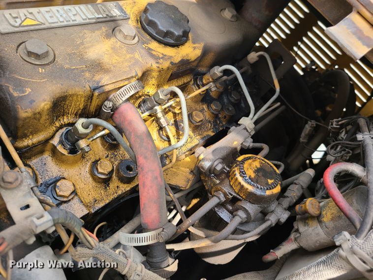 image for item GY9599 Caterpillar AP-650B  paver