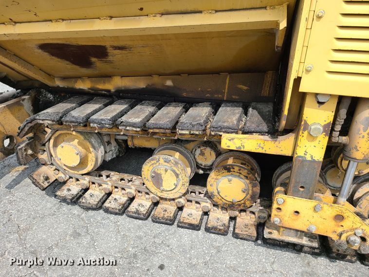 image for item GY9599 Caterpillar AP-650B  paver