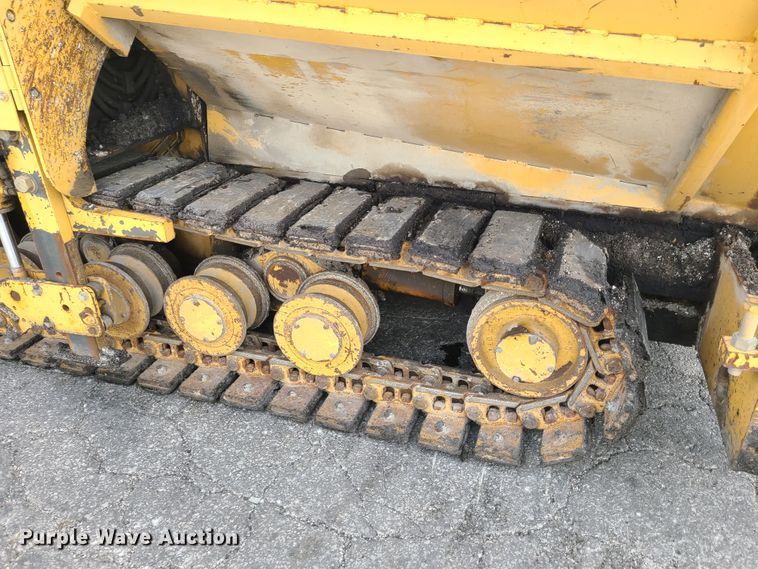 image for item GY9599 Caterpillar AP-650B  paver