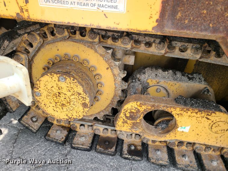 image for item GY9599 Caterpillar AP-650B  paver