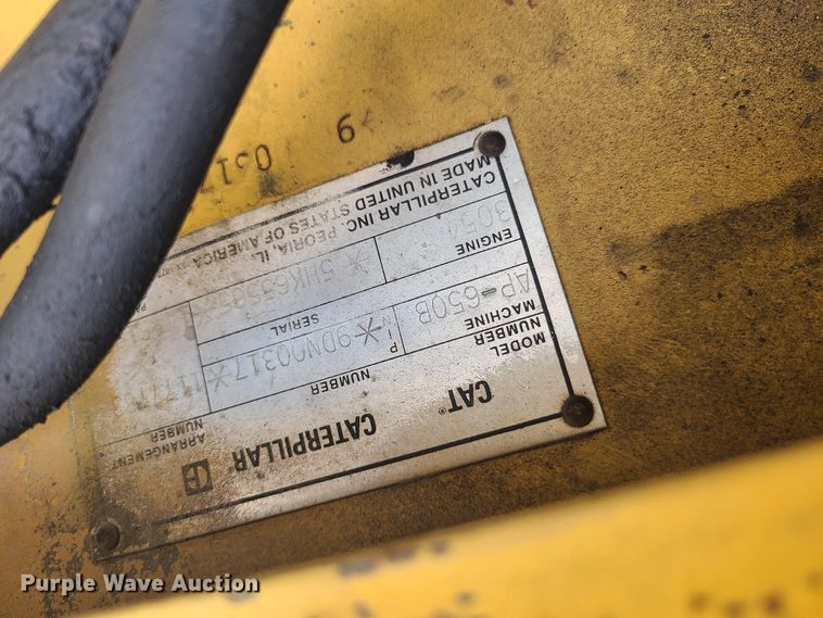 image for item GY9599 Caterpillar AP-650B  paver