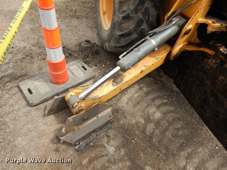 image for item HA9333 2012 Volvo BL70B  backhoe