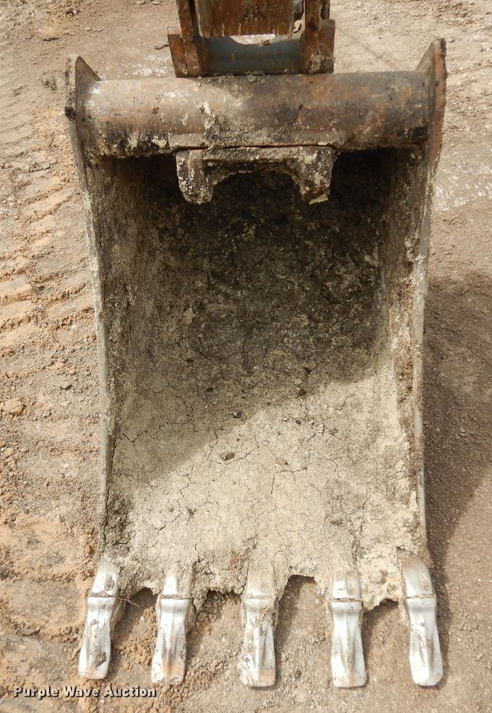 image for item HA9333 2012 Volvo BL70B  backhoe