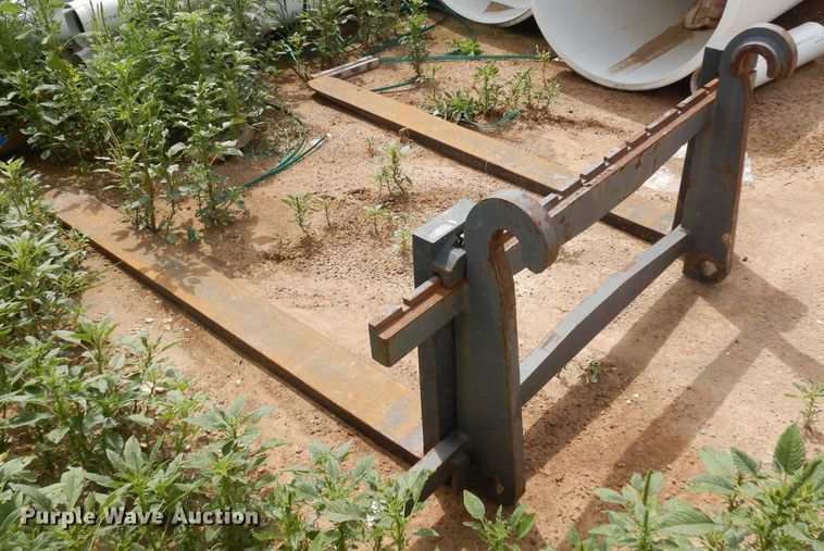 image for item HA9333 2012 Volvo BL70B  backhoe