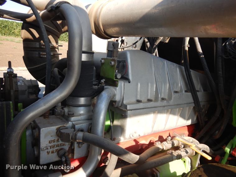 image for item HA9492 1979 Western Star  service truck with crane